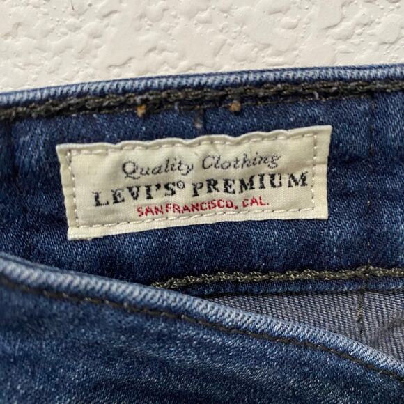 Levi's High Rise Flare Jeans Womens Size 29 Dark Wash 726 Stretch Distressed - Picture 4 of 13